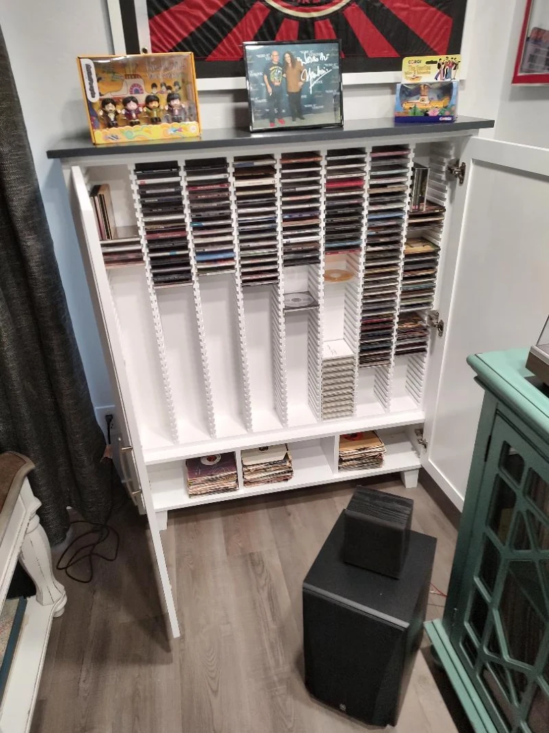 CD cabinet